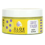 Aloe Colors Silky Touch Body Scrub 200ml με λευκό φόντο