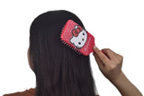 Hello Kitty κόκκινη βούρτσα μαλλιών – σε χρήση