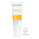 Bioderma Photoderm AKN Mat Spf30 Αντηλιακή Κρέμα Προσώπου Για Μεικτό/Λιπαρό Δέρμα 40ml